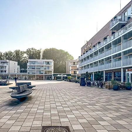 Strandblick - Dorf 1 07 *