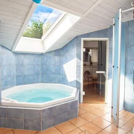 Strandblick - Dorf 1 07 *