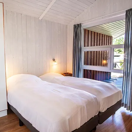 Strandblick - Dorf 1 07 Priwall