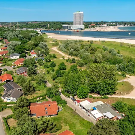 Strandblick - Dorf 1 07 *