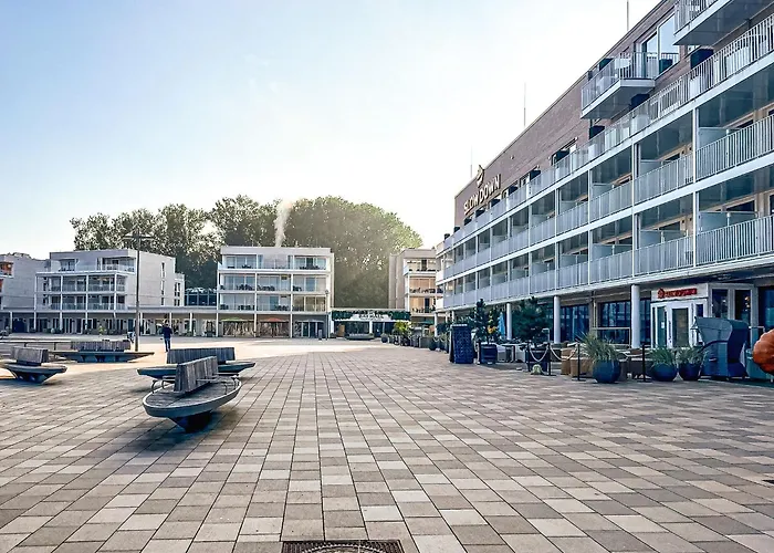 Strandblick - Dorf 1 07 *