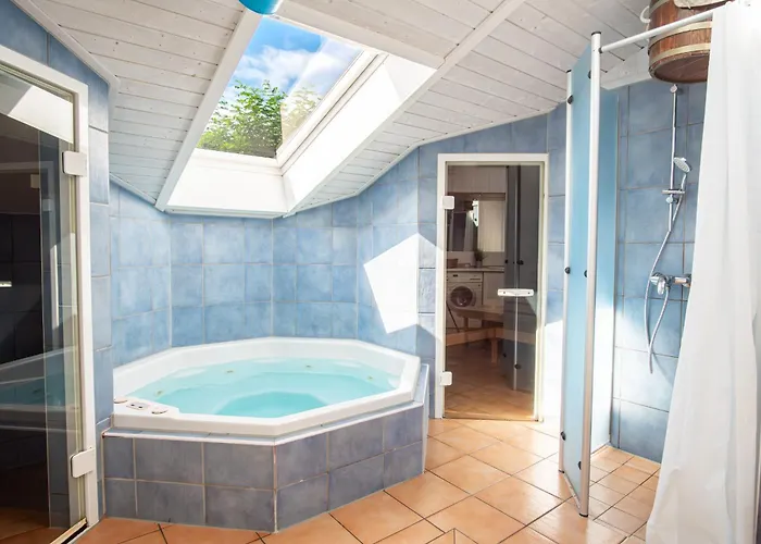 Strandblick - Dorf 1 07 *